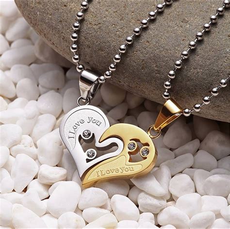 love really necklace